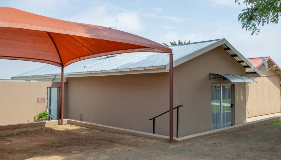 18 Bedroom Property for Sale in Heilbron Free State